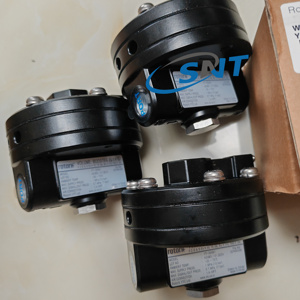 YTC Young Tech YT-300 Amplificador de Volumen de Tamaño Pequeño 1/4" YT300N1 YT-300N1 YT300N1 YTC Amplificador de Volumen de Aluminio 1/4 NPT - Product Image 2