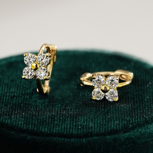 Pendientes de Aro de Moissanita Coreanos al por Mayor, Material Chapado en Oro de 14k, 1ct VVS1 GRA, para Mujeres y Niñas - Product Image 4