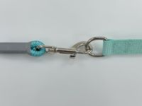 Laisse pour chien Wanjia, durable, respirante, douce, à motif de dessin animé, rembourrée, double couche, en maille, non toxique, avec cloche, réglable, anti-évasion