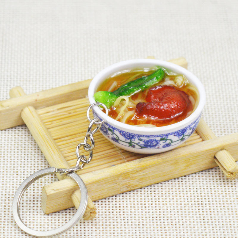 Fideos con Pierna de Pollo