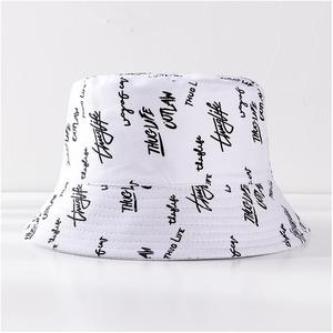 Cappello Bucket dal Design Accattivante, Reversibile e Pieghevole, Taglia Unica, <span class=keywords><strong>in</strong></span> Cotone Bianco Delicato, Personalizzabile per l'<span class=keywords><strong>Inverno</strong></span> - Product Image 4