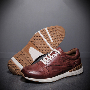 Chaussures de sport en cuir pour hommes avec logo personnalisé OEM, style course et marche, tendance, fabricant pour petites commandes - Product Image 4