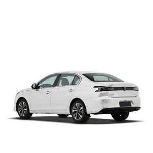 <span class=keywords><strong>Peugeot</strong></span> <span class=keywords><strong>408</strong></span> <span class=keywords><strong>2022</strong></span> 1.6T Light Chaser Edition Nouveau Turbo Automatique AWD R17 Sièges en cuir ACC Régulateur de vitesse Euro VI Gaz Essence - Product Image 4