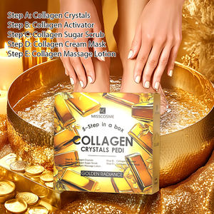 Usine directe 5 étapes collagène Golden Spa dans une boîte Kit de soins de la peau des pieds Gold Spa produit de pédicure pour le rajeunissement ultime des pieds - Product Image 1