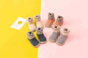 รองเท้าเด็กหัดเดินสำหรับฤดูหนาว - บุขนแกะ พื้นนุ่ม กันลื่น ใช้ได้ทั้งในบ้านและนอกบ้าน รองเท้าบูทในบ้านพื้นนุ่มอุ่น - Product Image 2