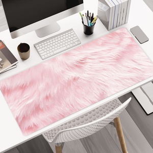 Alas Mouse Karet Alam Khusus Berkualitas Tinggi Desain Bulu <span class=keywords><strong>Pink</strong></span> Alas Mouse Gaming Besar dengan Tepi Jahitan Deskpad 900x400mm - Product Image 1