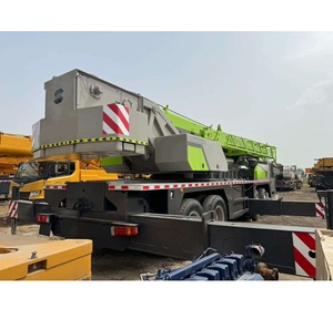<span class=keywords><strong>Grue</strong></span> à flèche ergonomique de 100 tonnes pour l'industrie du matériel de <span class=keywords><strong>location</strong></span>, <span class=keywords><strong>grue</strong></span> <span class=keywords><strong>sur</strong></span> <span class=keywords><strong>camion</strong></span> ZTC1000VS663 pour la manutention de matériaux en extérieur - Product Image 5