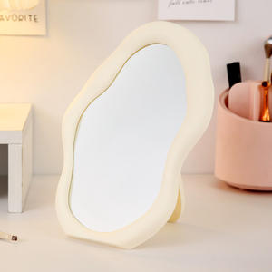Miroir Offre Spéciale INS avec miroir décoratif de bureau en forme de nuage miroir de courtoisie sur support unilatéral - Product Image 4