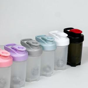 <span class=keywords><strong>300</strong></span> ml Fitness-Sport BPA-freie Kunststoff-Shaker-Flasche mit individuellem Logo, Glitzer-Protein-Shaker mit Shake-Ball - Product Image 4