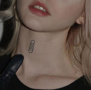 Caja <span class=keywords><strong>de</strong></span> tinta personalizada pequeña Simple Real tatuaje <span class=keywords><strong>pegatina</strong></span> impermeable Gardenia impreso transferencia arte corporal con caja <span class=keywords><strong>de</strong></span> tinta temporal tatuaje - Product Image 2