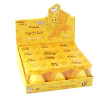 Jouet anti-stress unisexe en plastique souple en forme de fromage triangulaire, simulation alimentaire, mignon, pour le bureau, vente en gros
