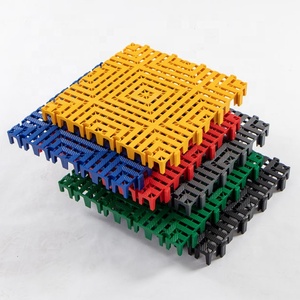 Outdoor Modular <b>Plastic</b> Waterproof Eco-Friendly Click Lock <b>Flooring</b> Tiles for Garage & Car Washing Workshop - Product Image 1
