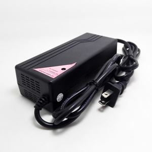 Chargeurs 21S 63V 67.2V 150W chargeurs adaptateurs DC 75.6V/76.65V 2a pour scooters électriques batterie LiFePO4 - Product Image 1