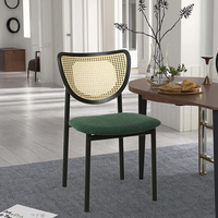 Nordique rétro Simple vert haut de gamme coussins en bois décontracté maison salle à manger chaises arrière lumière pour salon Internet célébrité