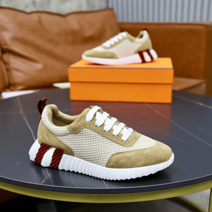 Baskets décontractées de luxe minimalistes pour hommes, confortables et souples toute la journée, en daim premium, avec amorti et maintien de la forme - Product Image 4