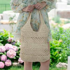 กระเป๋าชายหาดปี 2025 ลายกระดาษวันหยุดริมทะเล สไตล์ฝรั่งเศส สะพายไหล่สองข้าง ผ้าโพลีเอสเตอร์บุซับใน ทันสมัย จุของได้เยอะ ใช้งานได้หลากหลาย - Product Image 5