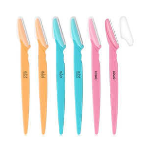 <span class=keywords><strong>Rasoir</strong></span> facial OEM <span class=keywords><strong>pour</strong></span> <span class=keywords><strong>femme</strong></span>, <span class=keywords><strong>rasoir</strong></span> à sourcils à lame unique, <span class=keywords><strong>rasoir</strong></span> à sourcils noir de luxe <span class=keywords><strong>pour</strong></span> le <span class=keywords><strong>visage</strong></span> - Product Image 1