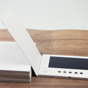 Bracelet vidéo numérique personnalisé avec écran lcd, 7 pouces, fausses broches, produit chinois fait à la main, imprimé, <span class=keywords><strong>pas</strong></span> <span class=keywords><strong>cher</strong></span> - Product Image 6