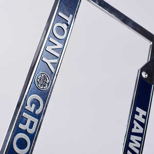 Cadre de <span class=keywords><strong>plaque</strong></span> d'<span class=keywords><strong>immatriculation</strong></span> en plastique chromé époxy avec logo personnalisé, taille automobile américaine - Product Image 3