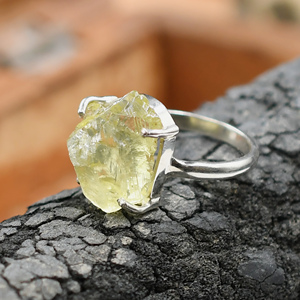 Nouvelle bague au design irrégulier en argent sterling 925, quartz citron brut, bijoux fins, bagues personnalisées, fabricant de bijoux - Product Image 2