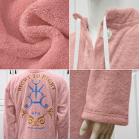 Peignoir en tissu éponge de coton avec capuche, rose doux, épais et confortable, pour les centres de villégiature et usage quotidien, grande taille, manches longues, service ODM