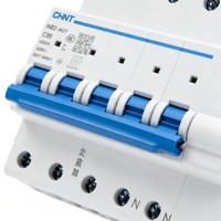 Disjoncteur miniature CHINT NB2-63ZT 4P C80 à réenclenchement automatique MCB 400V 6000A sur rail DIN pour systèmes solaires photovoltaïques