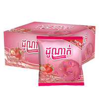 Donuts enrobés au goût riche de fraise, gâteau moelleux, emballage personnalisé OEM, collation, dessert, vente en gros