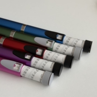 Stylo applicateur doseur réutilisable Zl 60UI V2, corps en verre et métal, capuchon en bambou épais, personnalisation OEM disponible