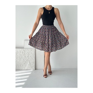 Jupe évasée en tissu froissé à fleurs pour femmes, taille élastique, longueur moyenne - Product Image 4