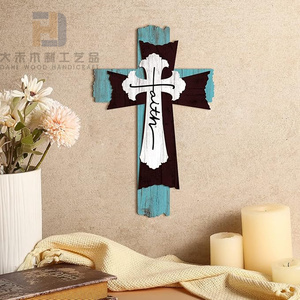 Rustikale Holzkreuz-Wanddekorationen mit Mehrschichtigem Verwittertem Look Spirituelle Holzskulptur Kreuz für Wohnraumdekoration - Product Image 1