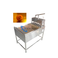Machine semi-automatique de dépôt de biscuits machine commerciale de fabrication de crêpes dorayaki de gâteau de biscuit