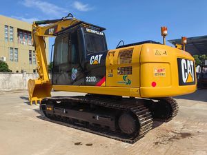 Excavadora de cadenas CAT 320D2 usada, excavadora mediana Caterpillar 320D2 original con cazo y martillo hidráulico - Product Image 2