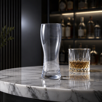 Verre à bière classique en verre borosilicate transparent fait main pour le vin et les boissons de pub