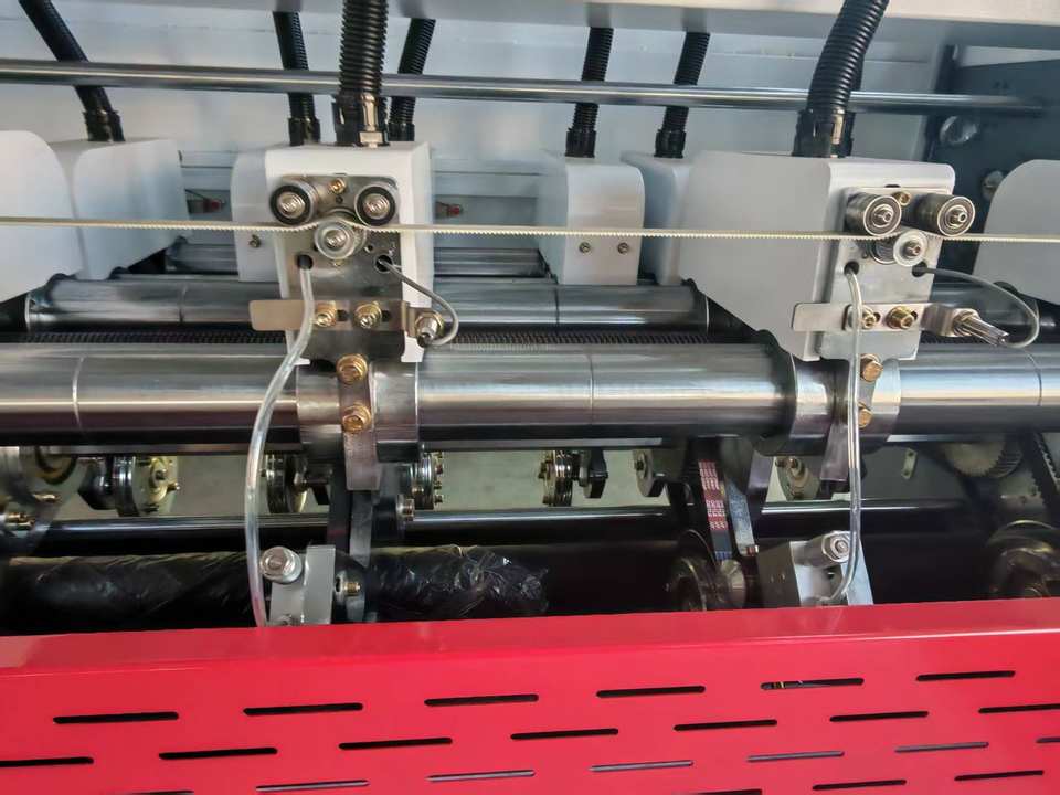 Auto Thin Blade Slitter And Scorer Machine For Corrugated Cardboard ...