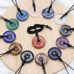 Collana ciambella di ametista fatta a mano in stile bohémien 30mm Semi-<span class=keywords><strong>prezioso</strong></span> cristallo tessuto con nodo di pace intrecciato catena gioielli - Product Image 2