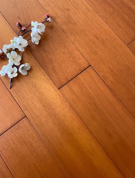 Durable 18mm Solid Wood Flooring Natural