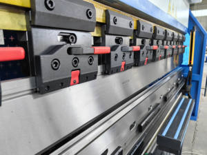 Da66t 250T 3200 8 + 1 Trục CNC Điều Khiển Thủy Lực Báo Chí Phanh Máy Thép Tấm Uốn Từ Trung Quốc - Product Image 3