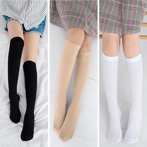 <span class=keywords><strong>Calcetines</strong></span> finos de tubo de rayas horizontales de terciopelo para niñas, <span class=keywords><strong>calcetines</strong></span> deportivos blancos para estudiantes, primavera, verano, graduación, rendimiento de punto - Product Image 2