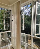 Fenêtre en treillis d'aluminium avec double vitrage trempé, design sud-ouest pour usage en cour