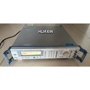 R&<b>S</b> SML03 Rohde & Schwarz SML03 <b>9</b> kHz to 3.3 GHz Signal Generator USED # hx1 - Product Image 1