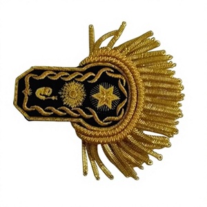 Épaulettes de cavalerie générale à franges uniformes, argentées, de style impérial russe, en toile de la Première Guerre mondiale, à coudre, brodées, réutilisables - Product Image 1