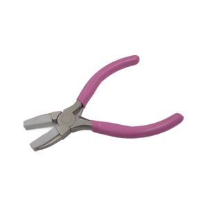 Kawat baja tahan karat menarik tang hidung datar pegangan bergerigi lembut plastik antigores merah muda DIY ODM OEM - Product Image 1