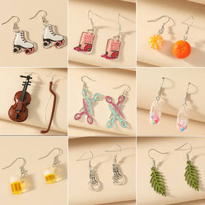 Pendientes Acrílicos Divertidos y Sencillos para Mujer, con Colgante de Violín, Hojas y Tijeras, Regalos de Joyería - Product Image 2
