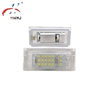 Nouvelle lampe de plaque d'immatriculation LED pour E46 4D Série 3 Berline 1998-2003 OE 8T0943021 Sans erreur 12V LED blanc