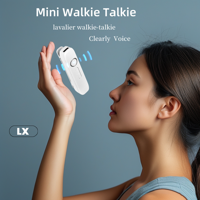 Mini UHF Pmr446 or 400-480 Mhz Walkie Talkie Ultra Light Lapel Clip Analog Two Way Radio with Earphone