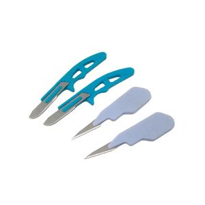 Pisau Bedah Steril Berkualitas Tinggi 11 Daya Manual Gagang Plastik Kustom Terbuat dari Baja Tahan Karat Teknologi Pengunci Ganda CE Bedah - Product Image 1