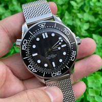 Montres automatiques de luxe pour hommes, prix d'usine en gros, mécaniques, étanches 300m, mouvement 8806, boîtier en acier inoxydable 007, bracelet 20mm