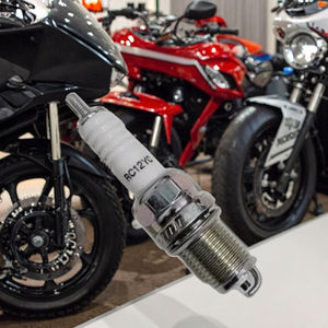 Bougie d'allumage <span class=keywords><strong>RC12YC</strong></span> fournie directement par l'usine, bougie d'allumage automobile pour pièces de rechange de moteur - Product Image 1
