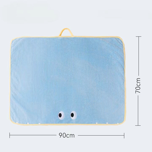 Toalla de Baño para Mascotas, Diseño de Dibujos Animados, Absorbente, de Secado Rápido, Ecológica, Hipoalergénica, Suave, Ligera, Plegable, de Poliéster, para Perros y Gatos, de Lujo - Product Image 5