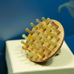 Peine de sándalo para masaje del cuero cabelludo de 10 cm o menos con 28 dientes para el cuidado y relajación de la cabeza - Product Image 2